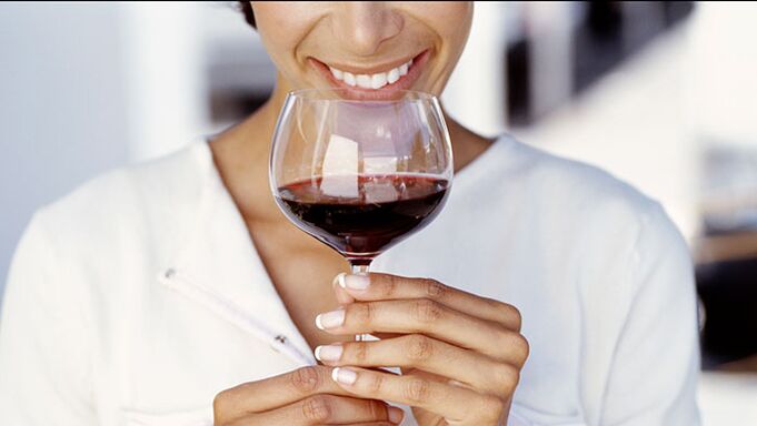 diyet sırasında şarap içmek mümkün mü